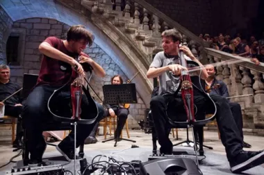 Luka Šulić i Stjepan Hauser u prepunom Kneževom dvoru