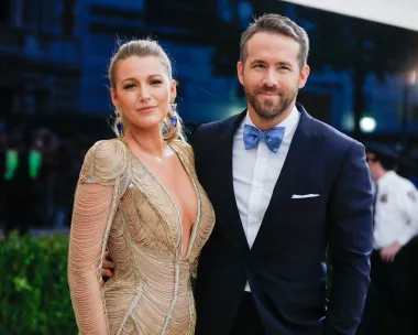 Ryan i Blake su se upoznali na setu filma "Green Lantern" 2010. godine, u vrijeme kad je Ryan još uvijek bio u braku s glumicom Scarlett Johansson. Par se rastao 2011. godine, a nakon toga su Ryan i Blake javno obznanili svoju vezu. Vjenčali su se 2012. godine i danas imaju troje klinaca.