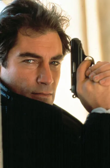 Nismo sigurne je li nas Timothy Dalton više osvojio kao Cezar ili kao slavni agent 007. 