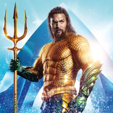 
Sljedeća velika uloga u blockbusteru za Jasona došla je u formi lika Aquamana. Kao morsko mišićavo božanstvo Jason je postao Aquaman u istoimenom filmu koji je bio ocijenjen kao jedan od najlošijih filmova godine po ocjenama kritike, ali zato su zarade na kinodvoranama pričale drugu priču. Film je uspio biti uspješan zbog Jasona, kojeg su obožavatelji hrlili vidjeti na velikim platnima. 