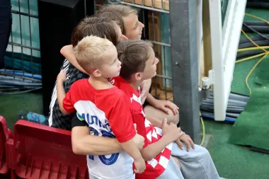 Luka Modrić i supruga Vanja ponosni su roditelji 11-godišnjeg Ivana, osmogodišnje Eme i trogodišnje Sofije.