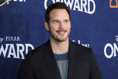 Zgodni glumac Chris Pratt rođen je 21. lipnja, a ove je godine proslavio 42. rođendan. Poznat je po ulogama u akcijskim i fantasy filmovima, poput &quot;Čuvara galaksije&quot;, &quot;Osvetnika&quot; i &quot;Jurskog svijeta&quot;.