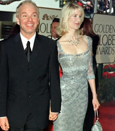 Ovo je svakako jedna od gorih priča s ove liste. Dok je Laura Dern, danas oskarovka, bila odsutna od kuće zbog snimanja novog filma, njezin je zaručnik, također glumac, Billy Bob Thornton započeo strastvenu aferu s Angelinom Jolie, odlučio u potpunosti ignorirati Lauru te se u njezinom odsustvu Angelinom i oženiti! Dern je kasnije komentirala kako je ovaj prekid doživjela kao naglu smrt bližnje osobe, jer nije dobila ni objašnjenje za prekid odnosa sa bivšim zaručnikom. 