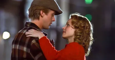 Iako su nakon završetka snimanja suvremenog ljubavnog klasika &quot;Bilježnica&quot; zajedno u vezi proveli četiri godine, holivudski ljubimci Ryan Gosling i Rachel McAdams na početku snimanja ove legendarne romantične drame jedno za drugo nisu imali lijepe riječi. Štoviše, Gosling je čak od redatelja zatražio da se McAdams zamijeni, na što je Nick Cassavetes odgovorio – terapijom za parove. Navodno su Gosling i McAdams nekoliko sati proveli vrišteći jedno na drugo, u kontroliranim uvjetima, i na set se vratili u mnogo boljem raspoloženju te na kraju snimili jednu od najljepših ljubavnih priča ikad ispričanih.