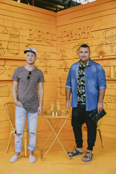 Top ili flop: Poznati u ležernim outfitima najavili novi event