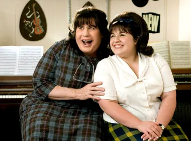 Nikki Blonsky se proslavila zahvaljujući filmskom mjuziklu iz 2007. &quot;Hairspray&quot; u kojem je glumila bok uz bok s Johnom Travoltom, no nakon tog uspjeha nije uspjela održati slavu na razini. Naime, nakon tog filma je dobila samo još par manjih uloga u serijama te se u konačnici povukla iz show businessa. Danas navodno radi u malenom dućanu s cipelama u New Yorku. 