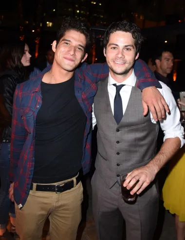 Tyler Posey i Dylan O’Brien sprijateljili su se dok su zajedno glumili najbolje prijatelje u tinejdžerskoj seriji &quot;Teen Wolf&quot; 2011. godine. Od tada je njihovo prijateljstvo poraslo na razinu bratstva, a i danas su jako dobri prijatelji.