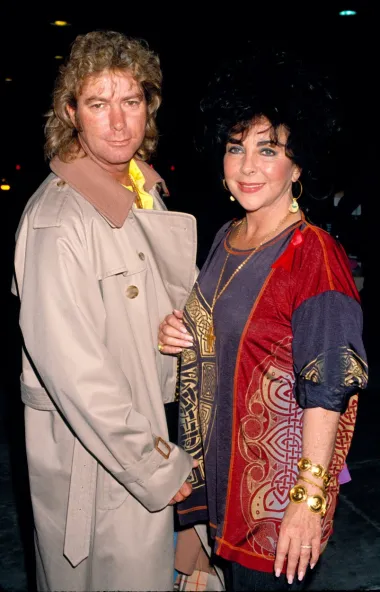 Osmi i posljednji brak Elizabeth Taylor bio je s Larryjem Fortenskyme. U braku su bili četiri i pol godine, a Taylor je rekla kako joj je Larry bio odličan partner i pun razumijevanja. Vjenčali su se tako 1991., i to na ranču Michaela Jacksona, Neverland, a ostali su u braku do 1996. No, za razliku od ostalih glumičinih bivših supruga, za koje nakon razvoda više nije htjela ni čuti, Larry je ostao Lizin doživotni prijatelj. Ovaj čovjek, koji je inače bio građevinac, bio joj je podrška do kraja života, a međusobno su si pomagali godinama. 