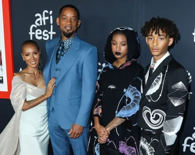 Smithovi su imali jedno pravilo u svom kućanstvu, a to je da nema pravila. Jada i Will Smith dali su svojoj djeci &quot;što je više moguće kontrole nad njihovim životima&quot;. Kad su bili jako mali, prakticirali su &quot;Krug sigurnosti&quot;, gdje su djeca mogla podijeliti s njima sve što su učinili, ma koliko se to smatralo lošim, bez ikakvih negativnih posljedica.