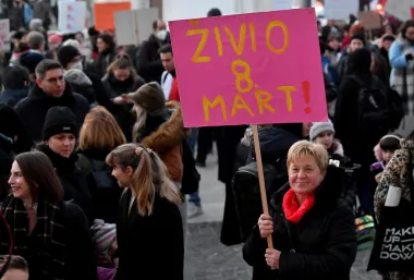 Održan Noćni marš u Zagrebu. Pogledaj koje su poruke poslane