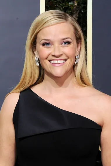 Najslađa južnjačka ljepotica Hollywooda definitivno je Reese Witherspoon. Ova plavuša prekrasnog plavog pogleda jedna je od najmoćnijih žena Hollywooda. Može se pohvaliti vlastitom producentskom kućom, osvojenim Oscarom u kategoriji najbolje ženske glumice 2005. godine, kao i legendarnim filmom &quot;Plavuša s Harvarda&quot; koji je mnogima do danas jedna od najdražih vrckavih komedija svih vremena. Ova majka troje djece uzor je ženama diljem svijeta. 