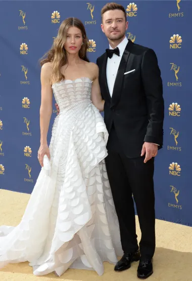 Justin Timberlake i Jessica Biel počeli su izlaziti 2007. godine, a nakon četiri godine veze, u ožujku 2011., prekinuli su. U listopadu 2011., nakon par mjeseci &quot;pauze&quot;, par se vjenčao, a danas su u sretnom braku i roditelji su dvojice sinova.