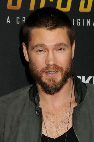 Chad Michael Murray proslavio se u teen seriji &quot;One Tree Hill&quot;, a iako je godinama zbog glavne uloge u toj seriji bio miljenik tinejdžerica diljem svijeta, nakon tog uspjeha zapravo nije uspio ponoviti novi hit i pomalo je pao u zaborav. Glumio je u nekoliko romantičnih komedija, a bio je oženjen i s kolegicom sa seta &quot;One Tree Hilla&quot;, Sophiom Bush. Od tada se od nje razveo i oženio po drugi puta, a postao je i otac dvoje djece. Snima manje zapažene uloge u filmovima B produkcije te njegovoj prijašnjoj slavi više baš i nema traga. 