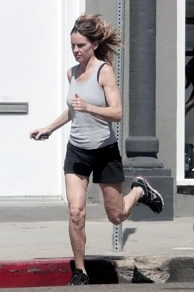 Čak i one koje održavaju kondiciju pa redovito trče poput glumice Hilary Swank, imaju celulit. 