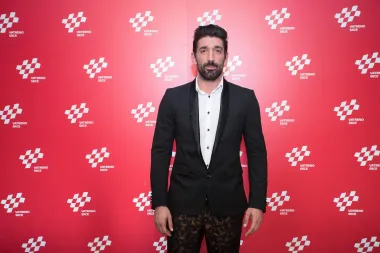 Slavko Sobin hrvatski je kazališni, televizijski i filmski glumac i autor predstave &quot;Šapice&quot; praizvedene u Gradskom Kazalištu Mladih u Splitu. Ostvario je značajne uloge u mnogim serijama, a najviše ga pamtimo po serijama &quot;Crno-bijeli svijet&quot;. Danas se ipak najviše drži kazališta, a brojne Hrvatice složit će se da je jedan od najzgodnijih glumaca.