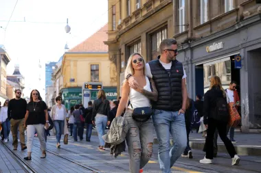 Subotnju špicu zbog kiše mnogi su zamijenili nedjeljnim druženjem u zagrebačkoj Ilici