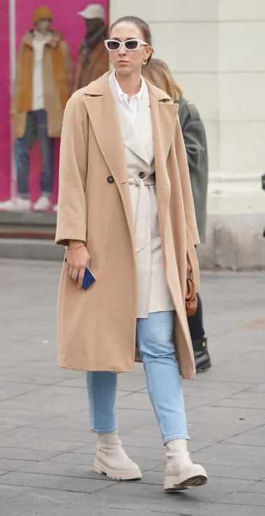 Ove subote na špici su zasjali kaputi, a Anica Kovač pokazala je navijački outfit