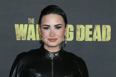 Pjevačica i bivša zvijezda Disney Channela, Demi Lovato, borila se s bulimijom i ovisnošću, a 2010. godine dijagnosticiran joj je bipolarni poremećaj, o kojem je progovorila godinu kasnije. Ipak, glumica se nije predala, a postala je i glasnogovornica kampanje za podizanje svijesti o mentalnom zdravlju Be Vocal 2015. &quot;Mogla sam ili ne govoriti ništa o svom boravku na rehabilitaciji i nadati se da će to nestati, ili sam mogla pričati o tome i nadahnuti ljude da također potraže pomoć, tako da sam upravo to učinila&quot;, rekla je za Woman&apos;s Health.
