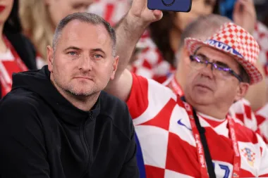 Tko je sve stigao na utakmicu u Katar? Od supruga nogometaša do Nike Kranjčara