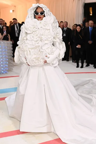 Rihanna se kao prava zvijezda pojavila posljednja, a kao i uvijek, sveprisutne je ostavila bez teksta. 