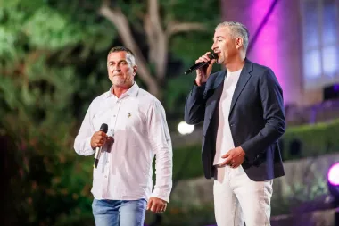 Modno usklađeni duo predstavio je zajednički duet splitskoj publici 