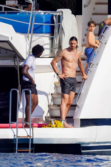 Zlatan Ibrahimović odlučio da ide u mirovinu, pa još jednom oduševio savršeno isklesanim tijelom