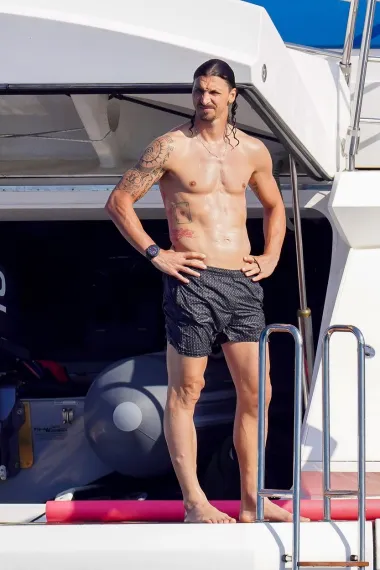 Zlatan Ibrahimović odlučio da ide u mirovinu, pa još jednom oduševio savršeno isklesanim tijelom
