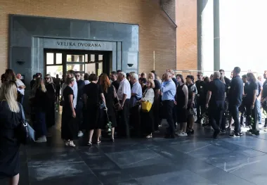 Prevelika tuga: Prijatelji i obitelji na Mirogoju su se oprostili od Marka Babića