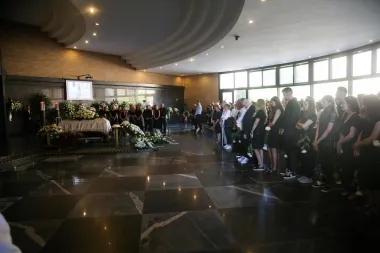 Prevelika tuga: Prijatelji i obitelji na Mirogoju su se oprostili od Marka Babića