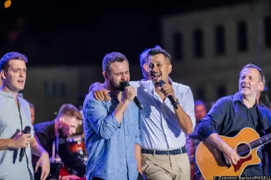Spektakl za Olivera: Naša glazbena diva iznenadila je sve novim stylingom