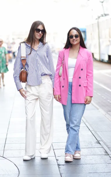 Iako je listopad, sunčano i toplo vrijeme 'izmamilo' je mnoge na zagrebačku špicu