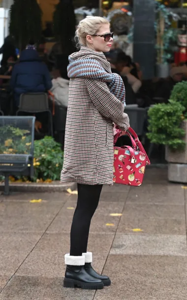 Zagrebačka špica bila je puna stylish dama, u fokusu su bile i dizajnerske torbice
