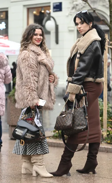 Zagrebačka špica bila je puna stylish dama, u fokusu su bile i dizajnerske torbice