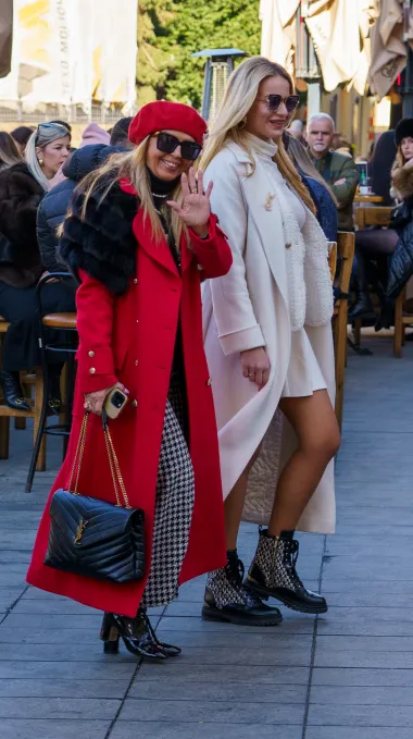 Zagrebačka špica u znaku mimoza i osmijeha, a Zagrepčanke nikad elegantnije
