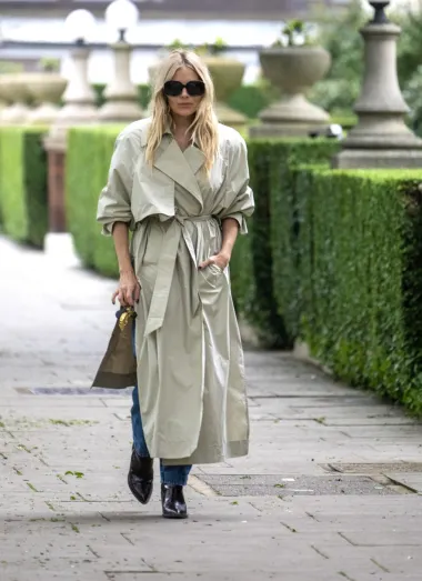 Sienna Miller u kaputu Victorie Beckham 