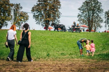 Naravno već prvi dan tu je i Štrudla by kayak te Štrudla step by step, ali i show zlatne ambasadorice Štrudlafesta – tete Marice. 