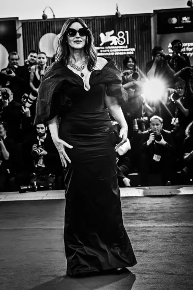 Kao u starim fimovima: Hollywoodski glamur u Veneciji kroz crno-bijele fotografije