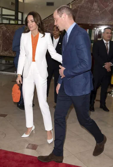 Modna inspiracija: Kate Middleton i njezina kolekcija elegantnih torbica