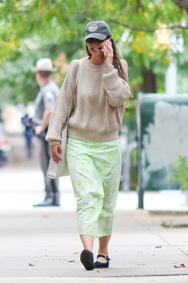 Stil glumice Katie Holmes - ležerno odijevanje s fantastičnim komadima