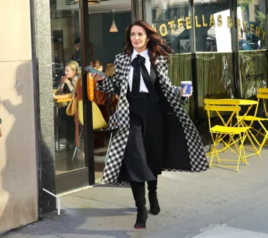 Lude modne kombinacije Sarah Jessice Parker i prijateljica na ulicama New Yorka