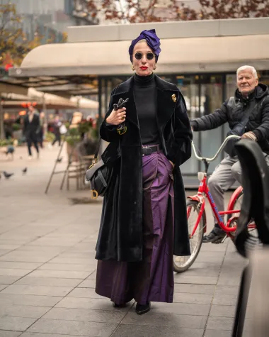 Zagrebačka špica u 67 fotografija: Elegantne dame, psići i zagasiti outfiti