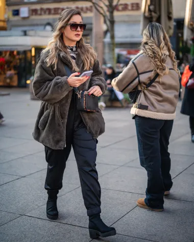 Zagrebačka špica: Fantastični outfiti i predivna Nika Turković u subotnjoj šetnji
