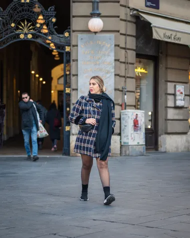 Zagrebačka špica: Fantastični outfiti i predivna Nika Turković u subotnjoj šetnji