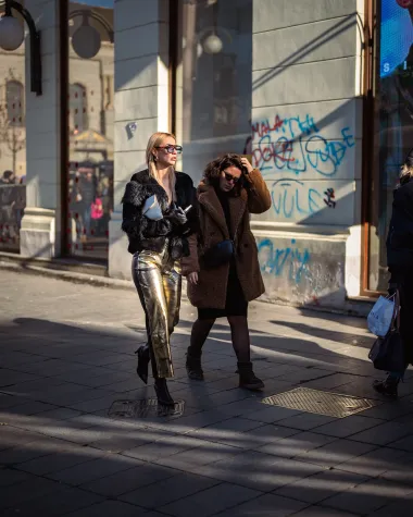 Zagrebačka špica: Bunde su bile glavni modni komad, potpuno privlače pažnju i griju