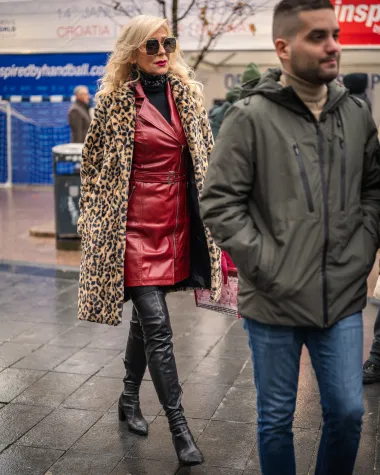 Zagrebačka špica ove subote bila je potpuno drukčija, u tamnim i sivim nijansama