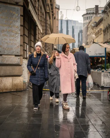 Zagrebačka špica ove subote bila je potpuno drukčija, u tamnim i sivim nijansama