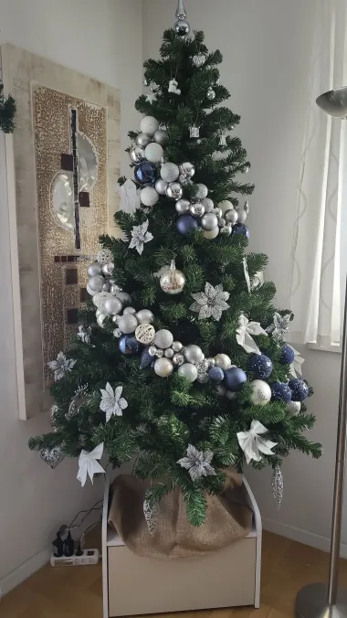 Pogledajte božićne jelke naših čitateljica koje osvajaju na prvi pogled