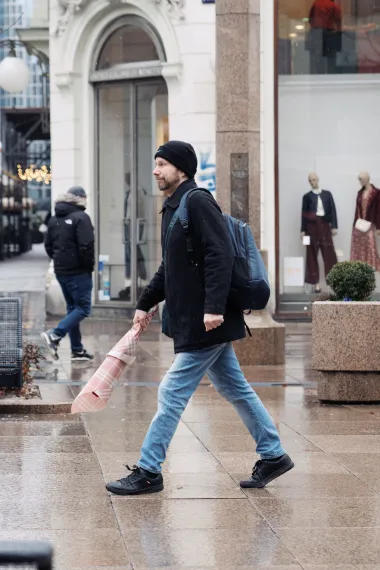 Kišno Valentinovo u centru Zagreba - mnogi su se odlučili za romantiku