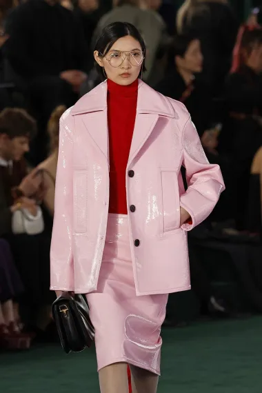 Tjedan mode u Milanu: Gucci, DSQUARED2 i Versace predstavili fantastične kolekcije