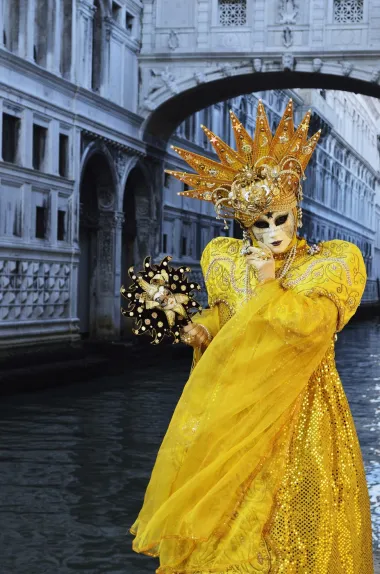 Venecija pod maskama: Pogledaj raskošne kostime na talijanskim ulicama